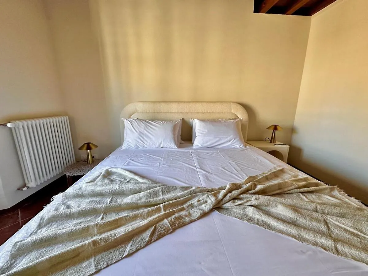 Holiday Ad Rondinelli, Firenze شقة فلورنس