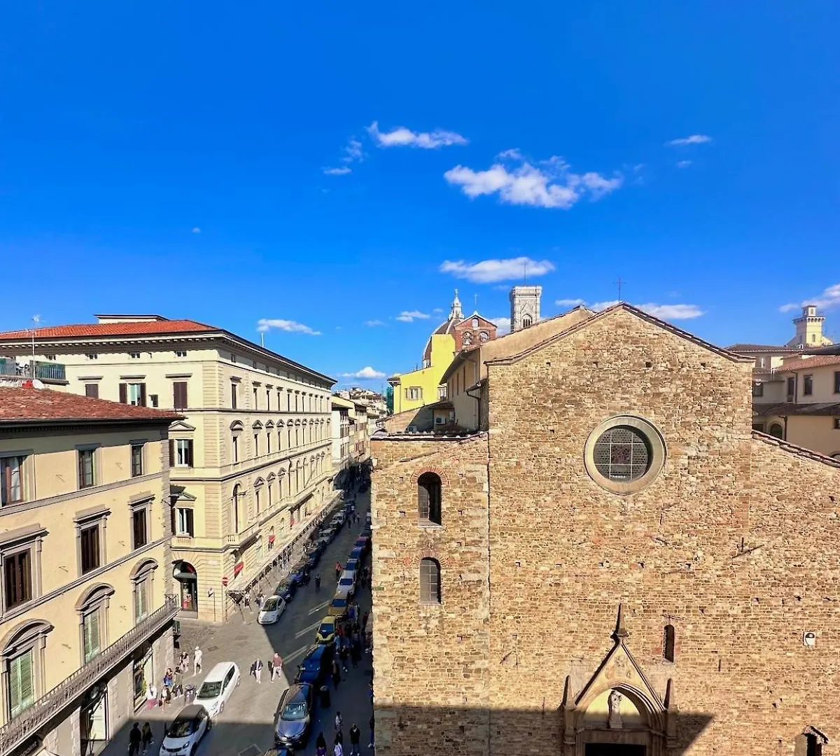 Holiday Ad Rondinelli, Firenze Italy