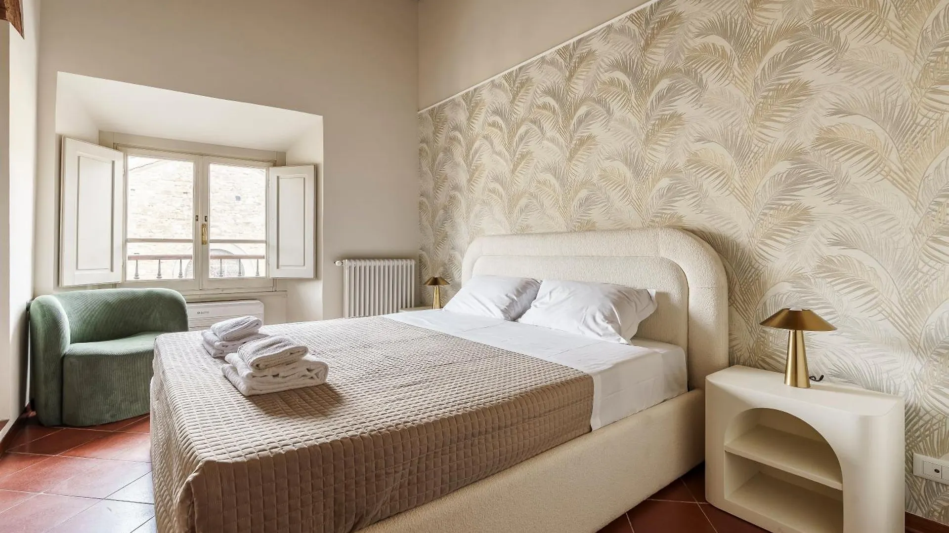 Holiday Ad Rondinelli, Firenze